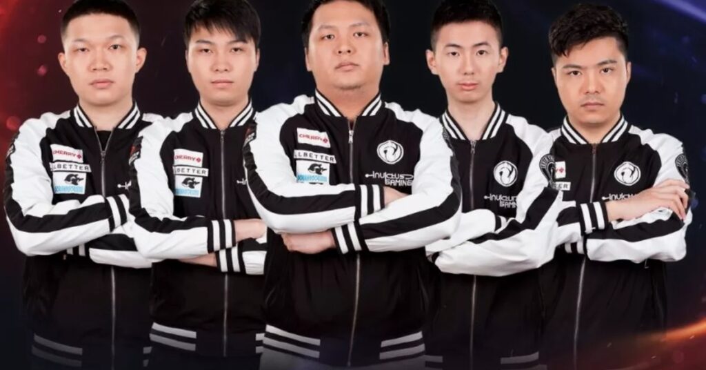 Invictus Gaming Fighting for the title on the international Dota 2 stage
